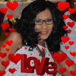 Meet your Posher, Jacqueline